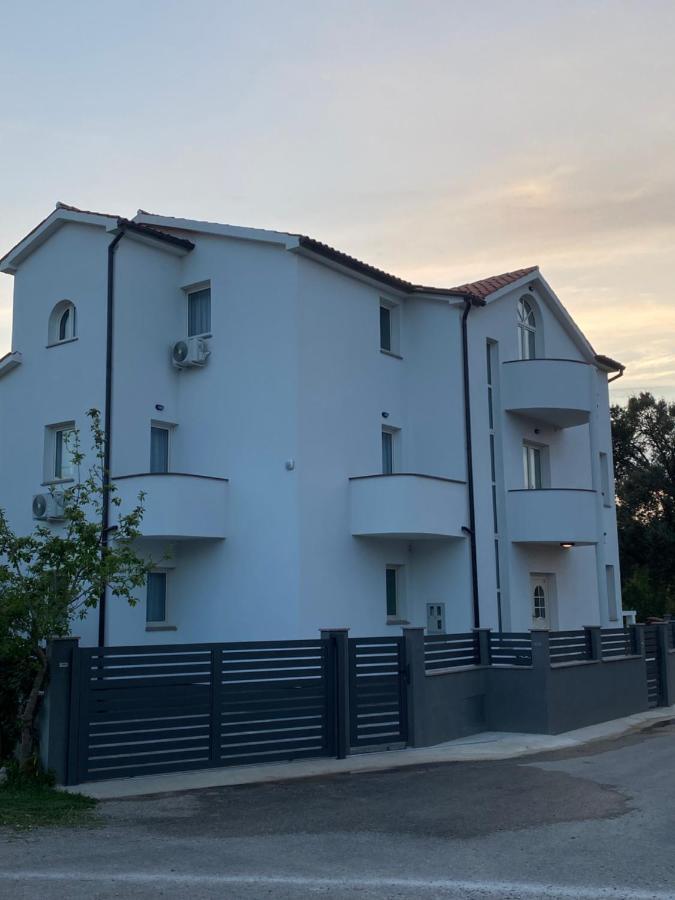 Villa Mara Pula Exteriér fotografie